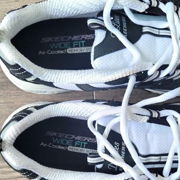 Skechers Black and White Sneakers Women - Picture 4 of 7